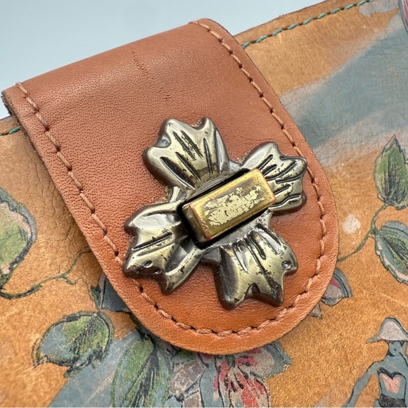 Patricia Nash Marigold Harvest Nazari Bi-Fold Leather Wallet Multi-Color Scene - Picture 4 of 9